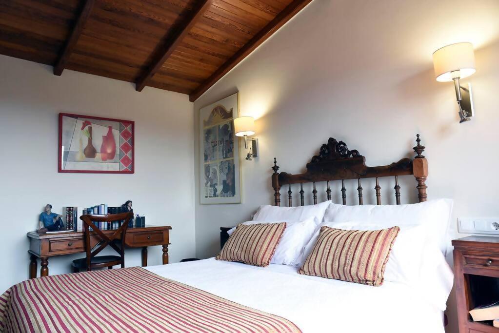 Affittacamere Casa De Afora Casa Con Piscina Y Jacuzzi Privados San Giacomo di Compostella Esterno foto