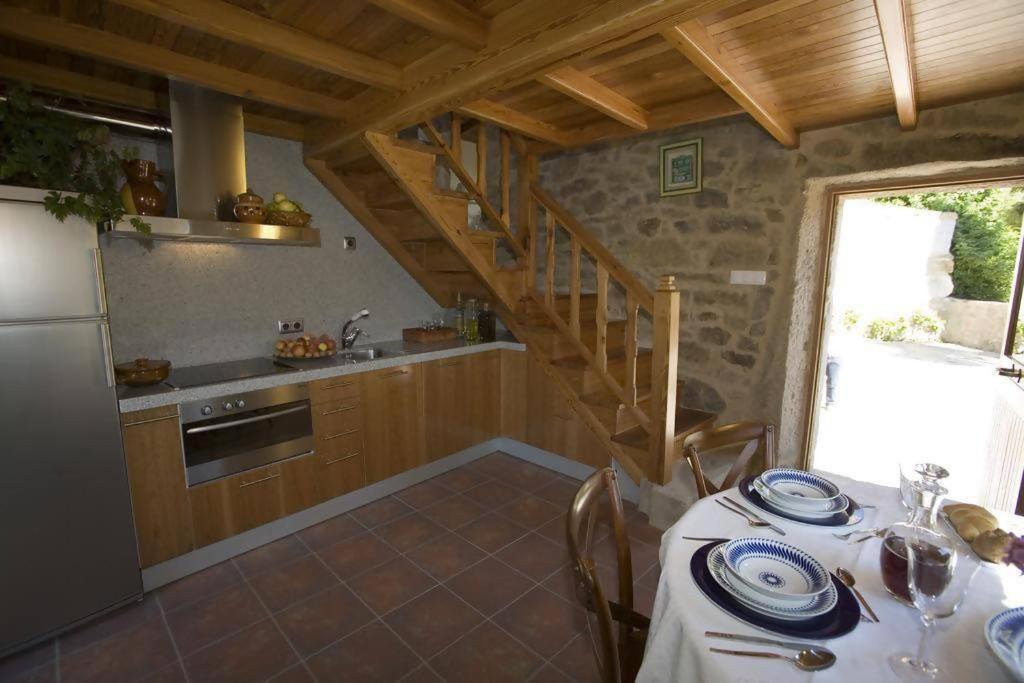 Affittacamere Casa De Afora Casa Con Piscina Y Jacuzzi Privados San Giacomo di Compostella Esterno foto