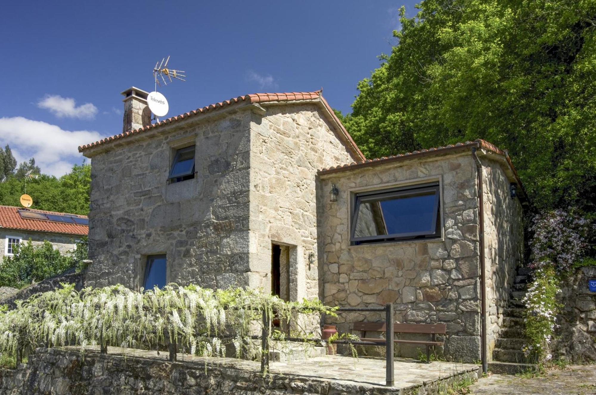 Affittacamere Casa De Afora Casa Con Piscina Y Jacuzzi Privados San Giacomo di Compostella Esterno foto